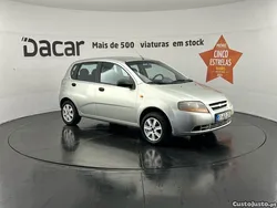 Cinza Usado 2005 Chevrolet Kalos SE Citadino | € 2.200