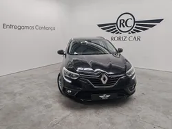 Preto Usado 2017 Renault Mégane GrandTour Intens Carrinha | € 10.890 (Preço justo)