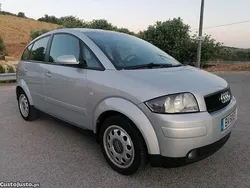 Cinza Usado 2003 Audi A2 Citadino | € 3.950