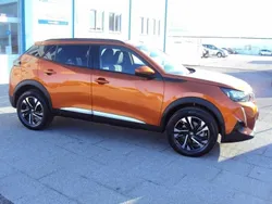 Laranja Usado 2021 Peugeot 2008 Allure SUV | € 21.500 (Preço justo)