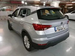 Cinza Usado 2020 Seat Arona Style SUV | € 14.600 (Bom preço)