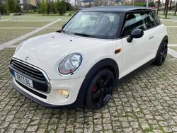 Branco Usado 2015 Mini ONE Citadino | € 13.500
