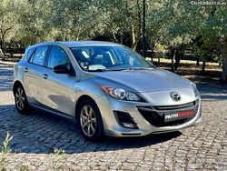 Cinza Usado 2009 Mazda 3 Inclusive Citadino | € 5.990