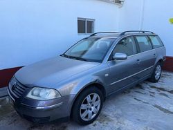 Cinza Usado 2003 VW Passat Carrinha | € 3.990 (Preço justo)