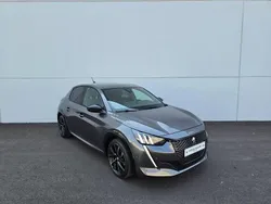 Cinzento Usado 2022 Peugeot 208 GT Citadino | € 16.900 (Preço justo)