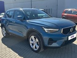 Azul Usado 2023 Volvo XC40 Core SUV | € 31.490 (Preço justo)