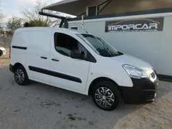 Branco Usado 2017 Peugeot Partner Monovolume | € 10.750 (Preço justo)