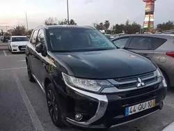 Preto Usado 2016 Mitsubishi Outlander SUV | € 13.500