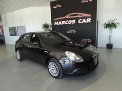 Preto (metalizado) Usado 2011 Alfa Romeo Giulietta Distinctive Citadino | € 9.400 (Caro)