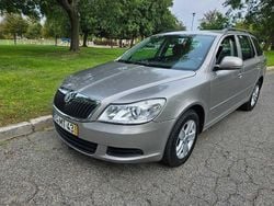 Usado 2012 Skoda Octavia Sedan | € 8.250 (Preço justo)