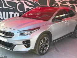 Cinza Usado 2020 Kia XCeed SUV | € 19.500 (Preço justo)