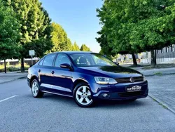 Azul Usado 2012 VW Jetta Trendline Sedan | € 11.500