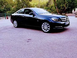 Usado 2011 Mercedes C220 Coupé | € 12.750 (Bom preço)