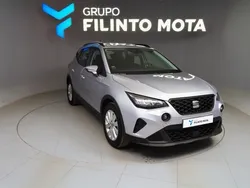 Cinzento Usado 2023 Seat Arona Style SUV | € 15.180 (Bom preço)