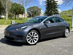 Cinzento Usado 2019 Tesla Model 3 Standard Range Plus Sedan | € 25.650 (Preço elevado)