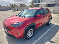 Vermelho Usado 2023 Toyota Yaris Hybrid | € 20.600 (Super Preço)