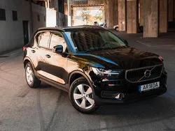 Preto Usado 2022 Volvo XC40 SUV | € 29.990 (Preço justo)