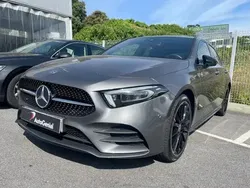 Cinza Usado 2023 Mercedes A250 AMG line Citadino | € 37.990 (Preço justo)
