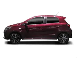 Branco Usado 2024 Mitsubishi Space Star Edition Citadino | € 15.300 (Preço justo)
