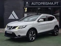 Branco Usado 2015 Nissan Qashqai N-Connecta SUV | € 15.990 (Preço justo)