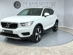 Branco Usado 2022 Volvo XC40 Momentum SUV | € 26.000 (Bom preço)