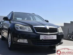 Preto Usado 2009 Skoda Octavia Elegance Carrinha | € 7.500 (Preço elevado)