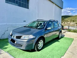Usado 2006 Renault Mégane II Dynamique Sedan | € 4.100 (Preço elevado)