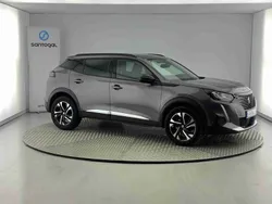 Preto Usado 2022 Peugeot 2008 Allure SUV | € 20.490 (Preço justo)