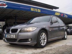 Cinza Usado 2011 BMW 318 Sedan | € 11.500 (Caro)