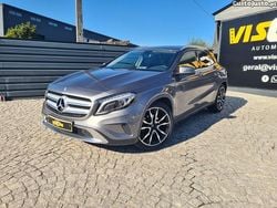 Cinza Usado 2014 Mercedes GLA200 Urban SUV | € 21.390 (Preço elevado)