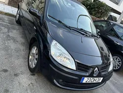 Usado 2007 Renault Scénic II Monovolume | € 3.300 (Bom preço)