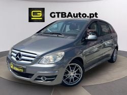 Cinza Usado 2010 Mercedes B160 Monovolume | € 7.750