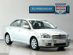 Cinza Usado 2004 Toyota Avensis Sol Sedan | € 4.990