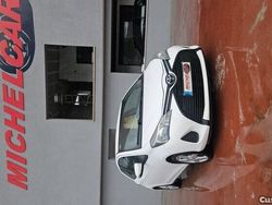 Branco Usado 2015 Toyota Yaris Luna | € 11.999