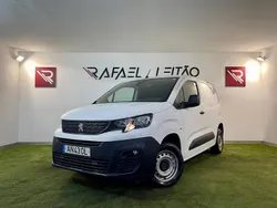 Branco Usado 2022 Peugeot Partner Monovolume | € 14.900 (Preço justo)