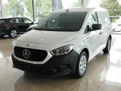 Branco Novo 2025 Mercedes eCitan | € 40.600
