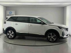 Branco Usado 2024 Peugeot 5008 Allure Monovolume | € 30.990 (Preço justo)
