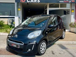 Preto Usado 2013 Citroën C1 SELECTION Citadino | € 7.900