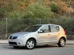 Usado 2009 Dacia Sandero Citadino | € 3.990