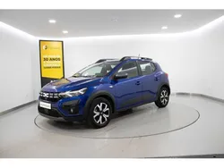 Azul Usado 2023 Dacia Sandero Expression Citadino | € 17.880 (Preço justo)