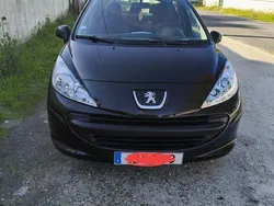 Usado 2008 Peugeot 207 Sedan | € 3.200 (Preço justo)