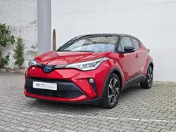 Vermelho (pintura metalizada especial) Usado 2023 Toyota C-HR SUV | € 31.250 (Preço justo)