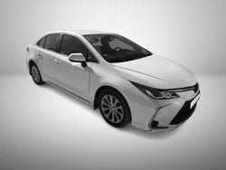 Branco Usado 2022 Toyota Corolla Sedan | € 19.990 (Preço justo)