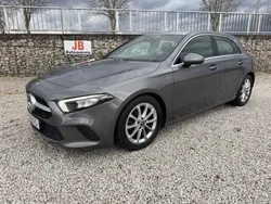 Cinza Usado 2019 Mercedes A180 Progressive | € 25.450 (Preço justo)
