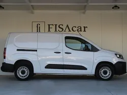 Branco Usado 2023 Fiat Doblò Monovolume | € 18.900 (Preço justo)