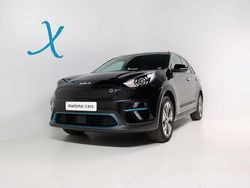 Cinzento Usado 2022 Kia e-Niro SUV | € 23.900 (Preço justo)