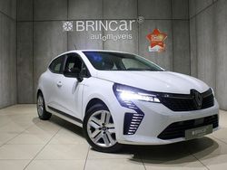 Branco Usado 2024 Renault Clio V Evolution | € 17.890 (Preço justo)