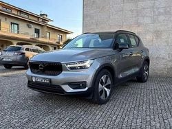 Castanho Usado 2020 Volvo XC40 Momentum SUV | € 28.950 (Preço justo)