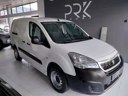 Branco Usado 2018 Peugeot Partner Monovolume | € 9.980 (Preço justo)