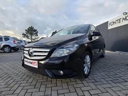 Preto Usado 2014 Mercedes B180 Urban Monovolume | € 14.950 (Preço justo)